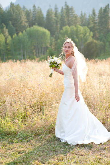 Wedding Picture of the day. Leavenworth's Mountain Home Lodge