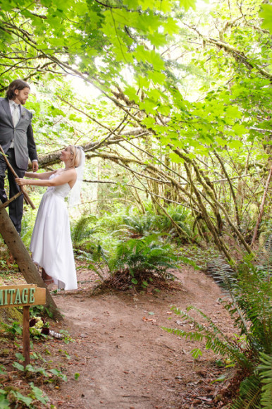 Thomas and Christine: Treehouse point elopement wedding