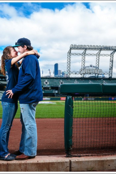 Safeco field couples photography: Seattle Mariners fan dream photo shoot
